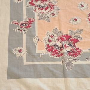 Poppy & Daisy Vintage Tablecloth
